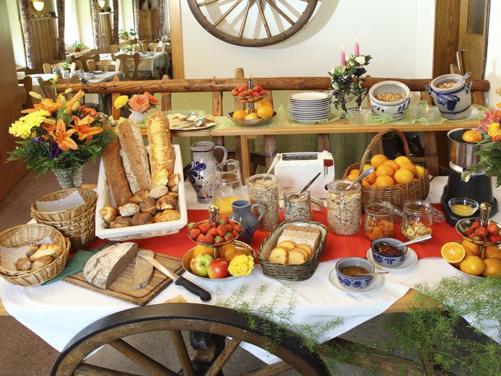 Hotel Kaltenbach Schönwalde Ресторант снимка